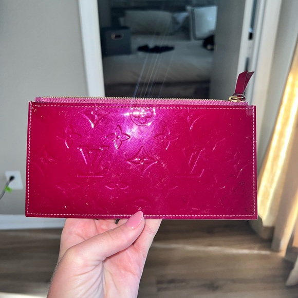 Louis Vuitton wallet! - Picture 3 of 3